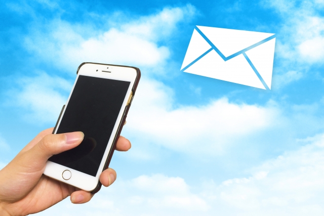 家事代行サービスの申し込みにあたっての行動スマホでメール登録