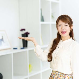 家事代行サービス利用の際の重視点｜白い部屋の女性
